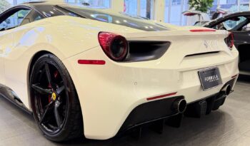 2017 Ferrari 488 GTB full