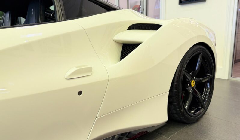 2017 Ferrari 488 GTB full