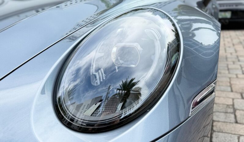 2025 Porsche 911 Carrera Cabriolet full
