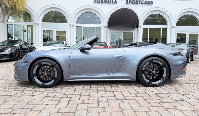 2025 Porsche 911 Carrera Cabriolet full