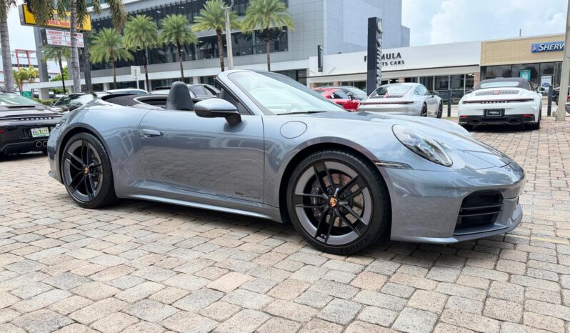 2025 Porsche 911 Carrera Cabriolet full
