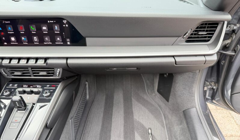 2025 Porsche 911 Carrera Cabriolet full