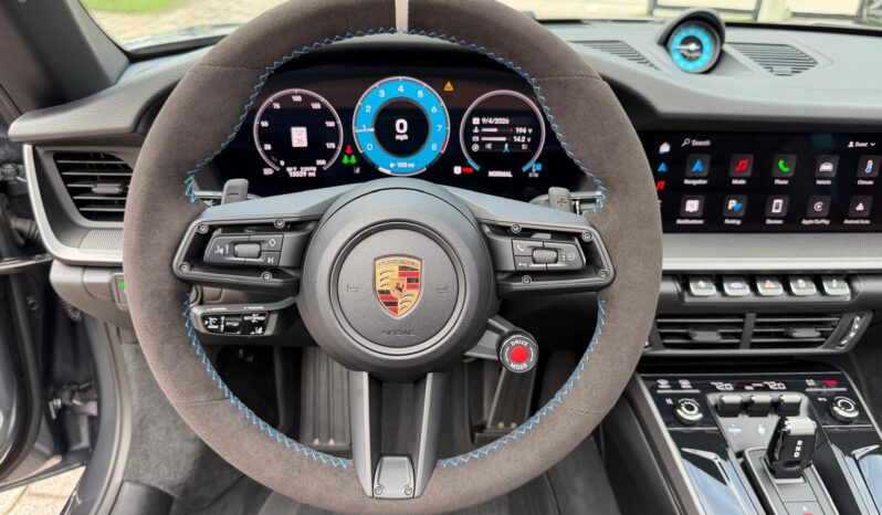 2025 Porsche 911 Carrera Cabriolet full