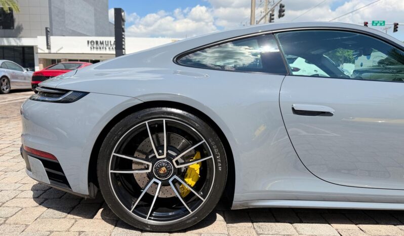 2024 Porsche 911 Carrera GTS full