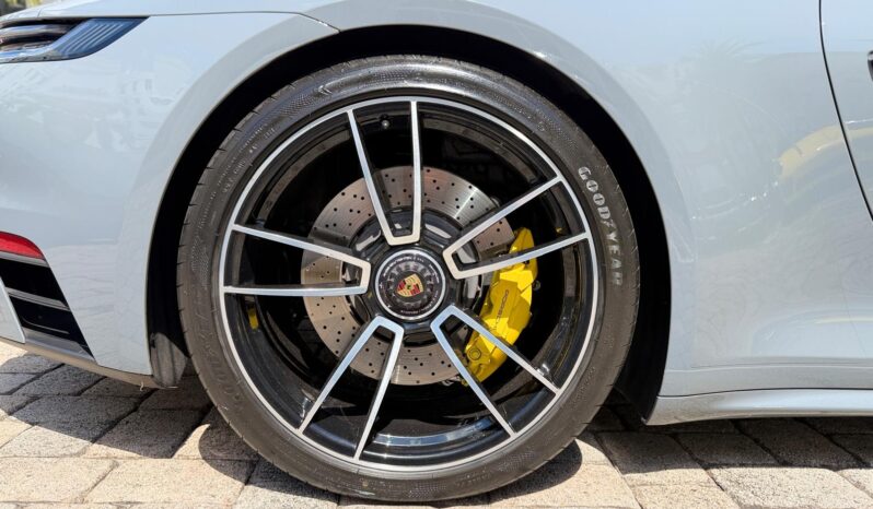 2024 Porsche 911 Carrera GTS full