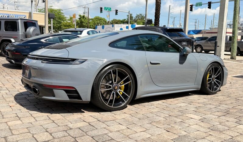 2024 Porsche 911 Carrera GTS full