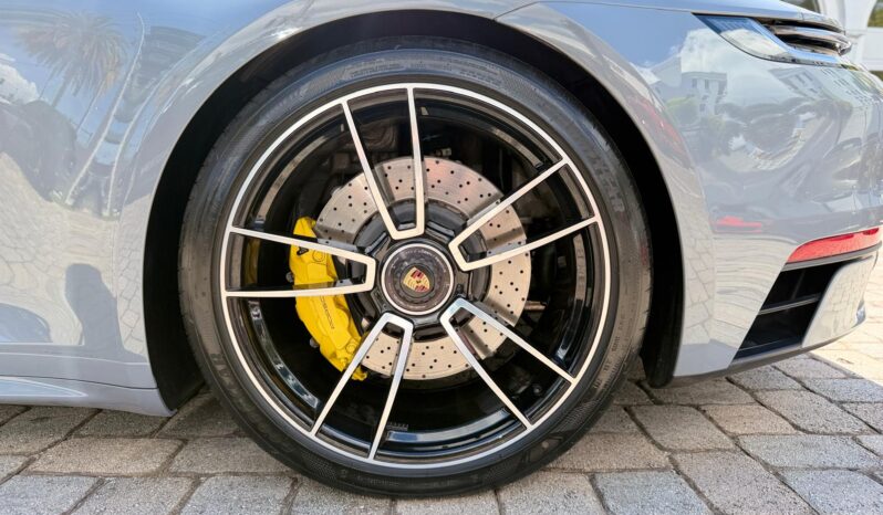 2024 Porsche 911 Carrera GTS full