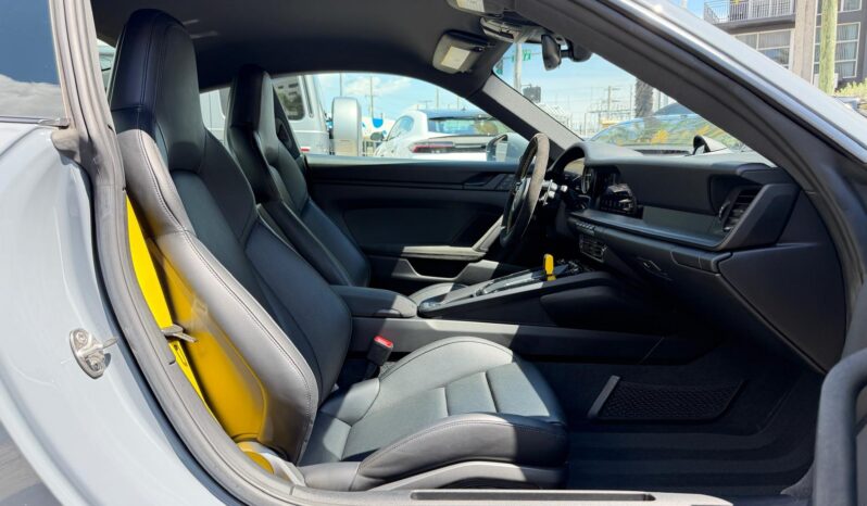 2024 Porsche 911 Carrera GTS full