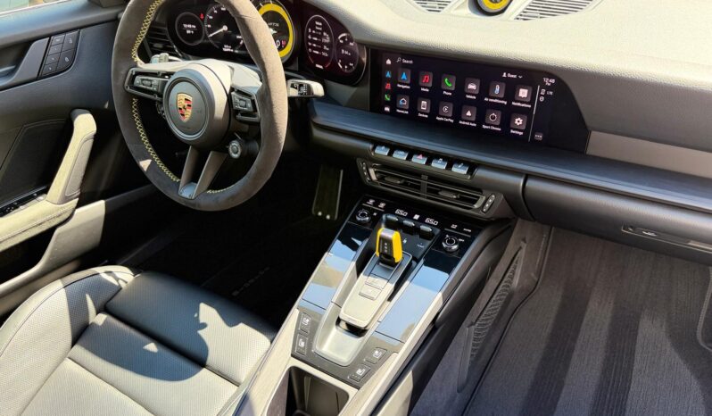 2024 Porsche 911 Carrera GTS full