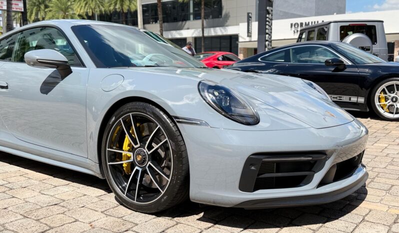 2024 Porsche 911 Carrera GTS full