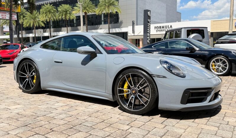 2024 Porsche 911 Carrera GTS full