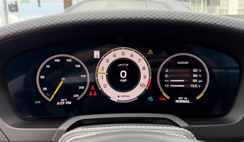 2026 Porsche 911 GT3 w/Touring Package full