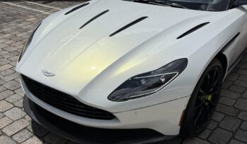 2020 Aston Martin DB11 AMR full