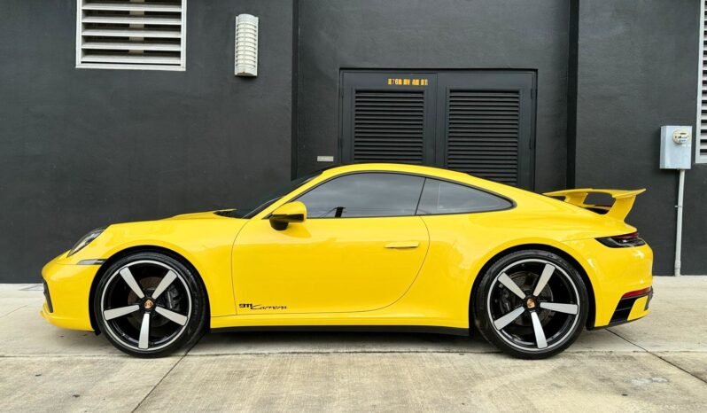 2021 Porsche 911 Carrera full