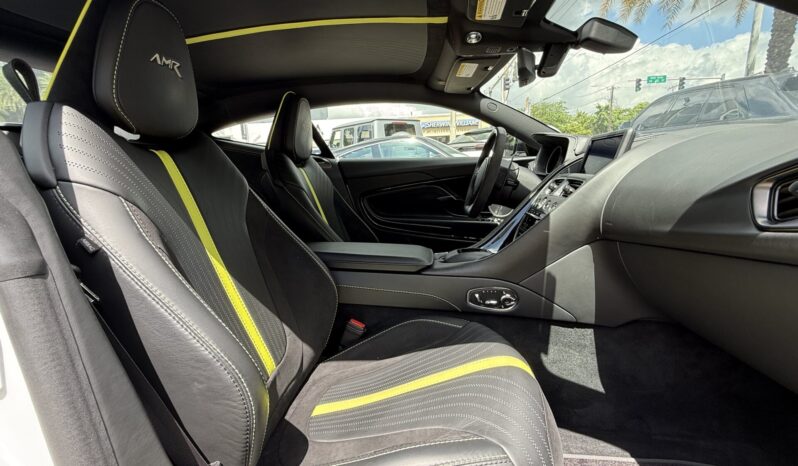 2020 Aston Martin DB11 AMR full