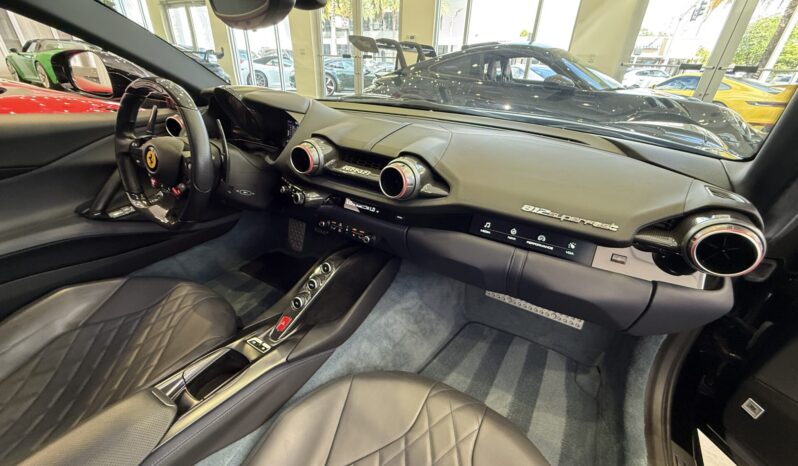 2019 Ferrari 812 Superfast full