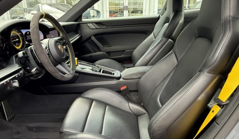 2024 Porsche 911 Carrera GTS full
