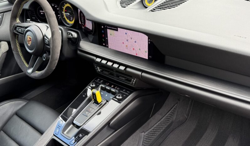 2024 Porsche 911 Carrera GTS full