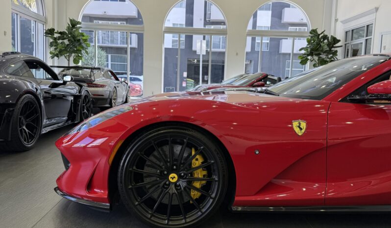 2022 Ferrari 812 GTS full