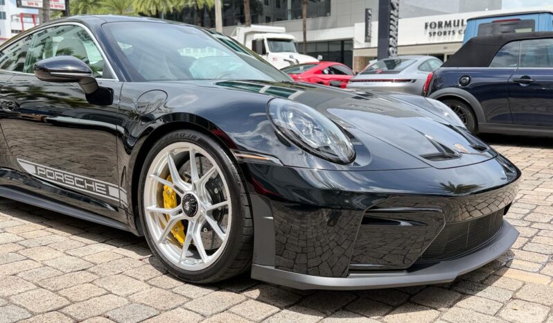 2026 Porsche 911 GT3 w/Touring Package full