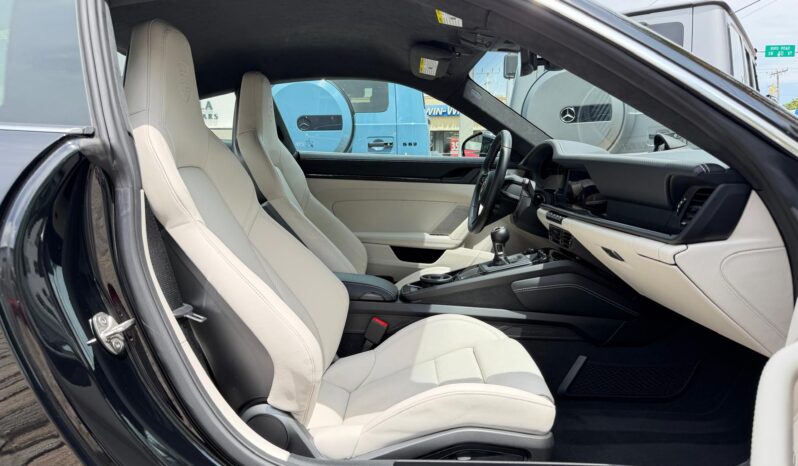 2026 Porsche 911 GT3 w/Touring Package full
