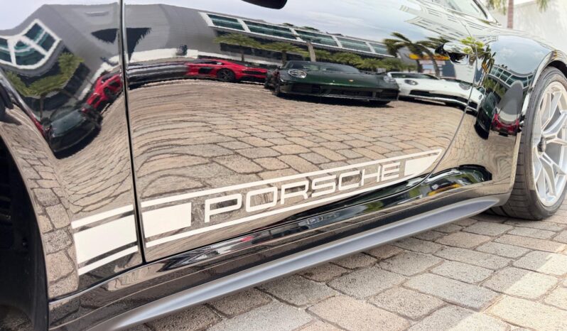 2026 Porsche 911 GT3 w/Touring Package full