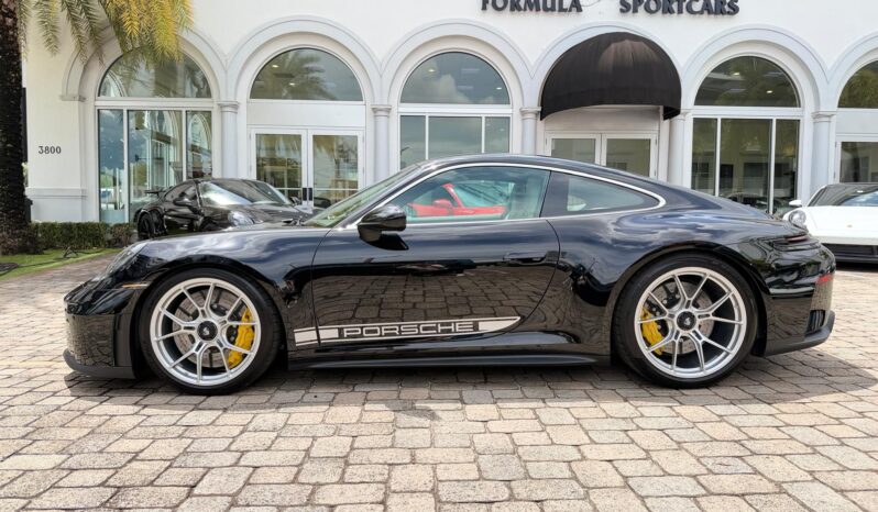 2026 Porsche 911 GT3 w/Touring Package full