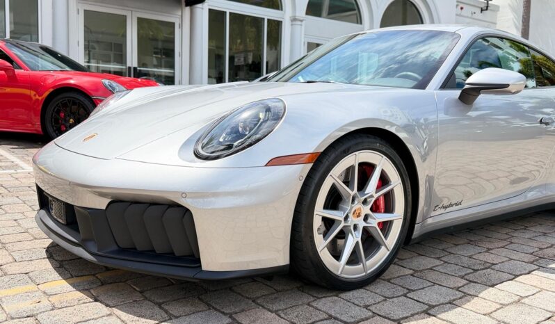 2026 Porsche 911 Carrera GTS full
