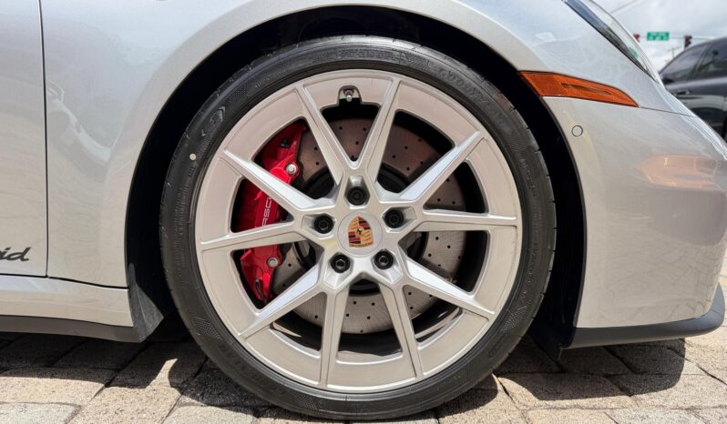 2026 Porsche 911 Carrera GTS full
