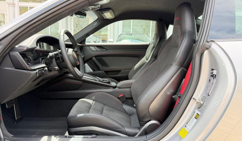 2026 Porsche 911 Carrera GTS full