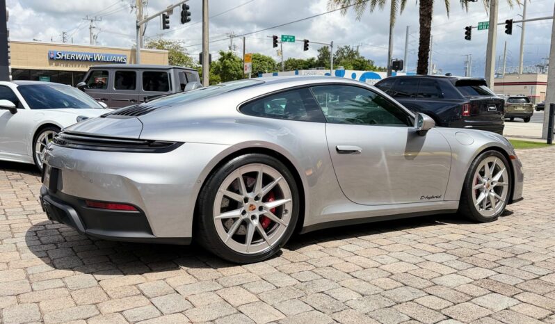 2026 Porsche 911 Carrera GTS full