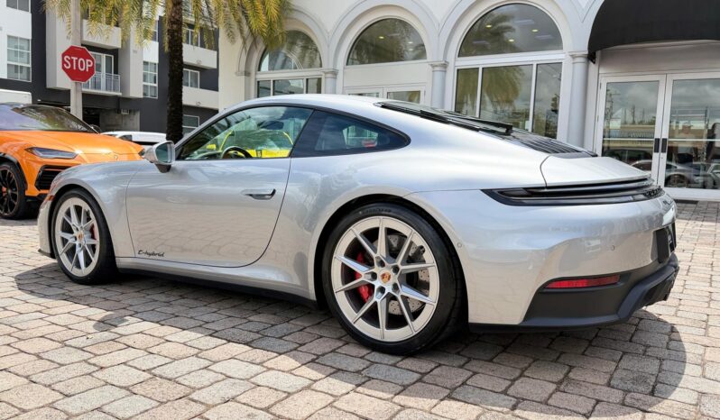 2026 Porsche 911 Carrera GTS full