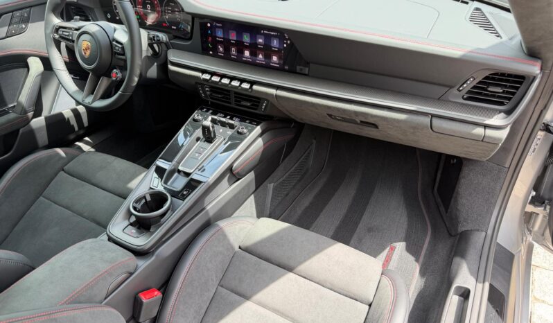2026 Porsche 911 Carrera GTS full