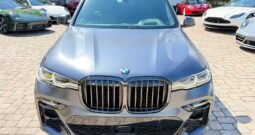 2021 BMW X7 M50i Dark Shadow Edition