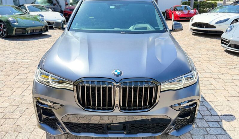 2021 BMW X7 M50i Dark Shadow Edition full
