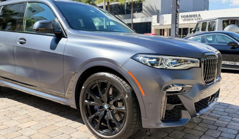 2021 BMW X7 M50i Dark Shadow Edition full