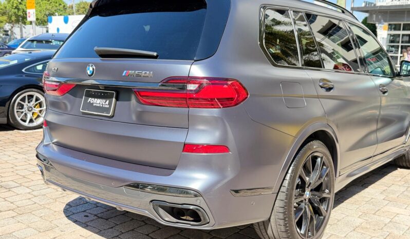 2021 BMW X7 M50i Dark Shadow Edition full