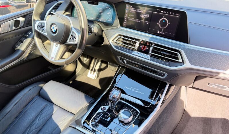 2021 BMW X7 M50i Dark Shadow Edition full