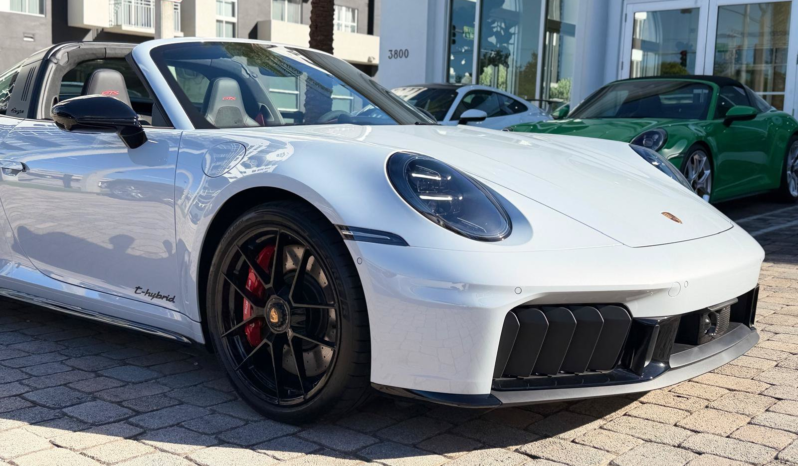 2027 Porsche 911 Targa 4 GTS full