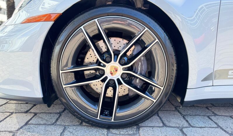 2025 Porsche 911 Carrera T full