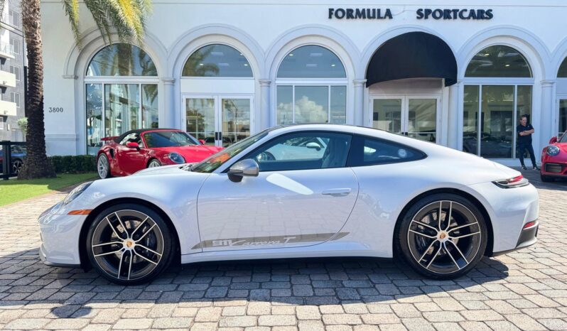 2025 Porsche 911 Carrera T full