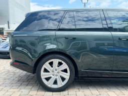 2023 Land Rover Range Rover P400 SE full