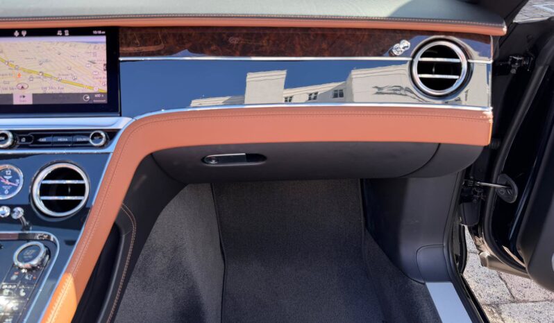2021 Bentley Continental GTC V8 full