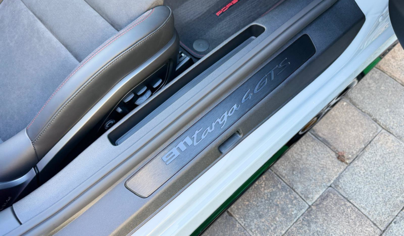 2027 Porsche 911 Targa 4 GTS full