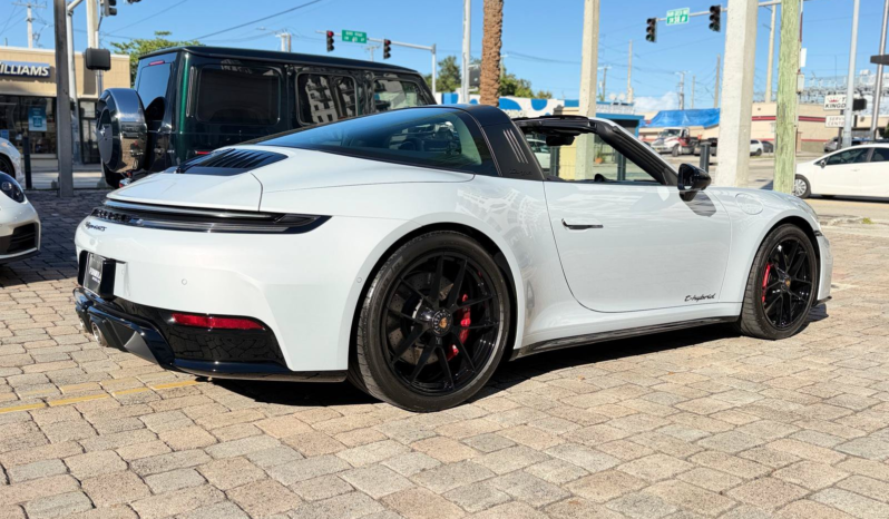 2027 Porsche 911 Targa 4 GTS full