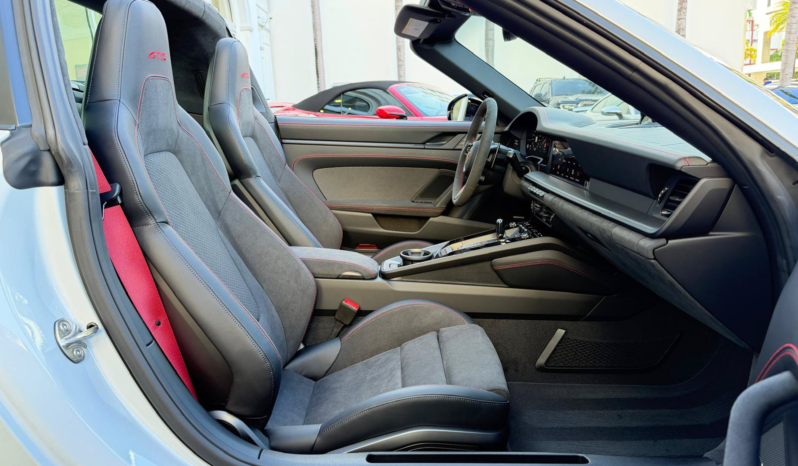 2027 Porsche 911 Targa 4 GTS full