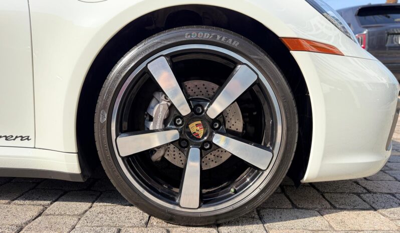 2021 Porsche 911 Carrera full