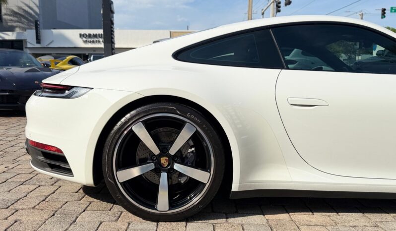2021 Porsche 911 Carrera full