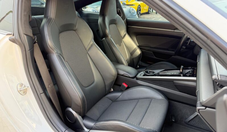 2021 Porsche 911 Carrera full