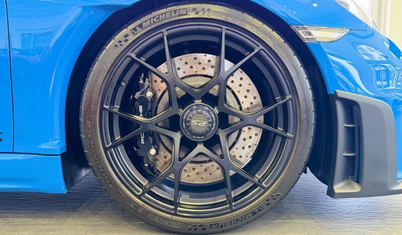 2024 Porsche 718 Spyder RS full